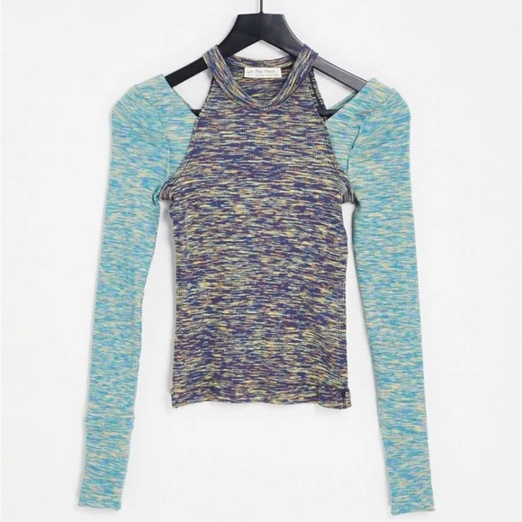 Free people - Picture 1 of 8